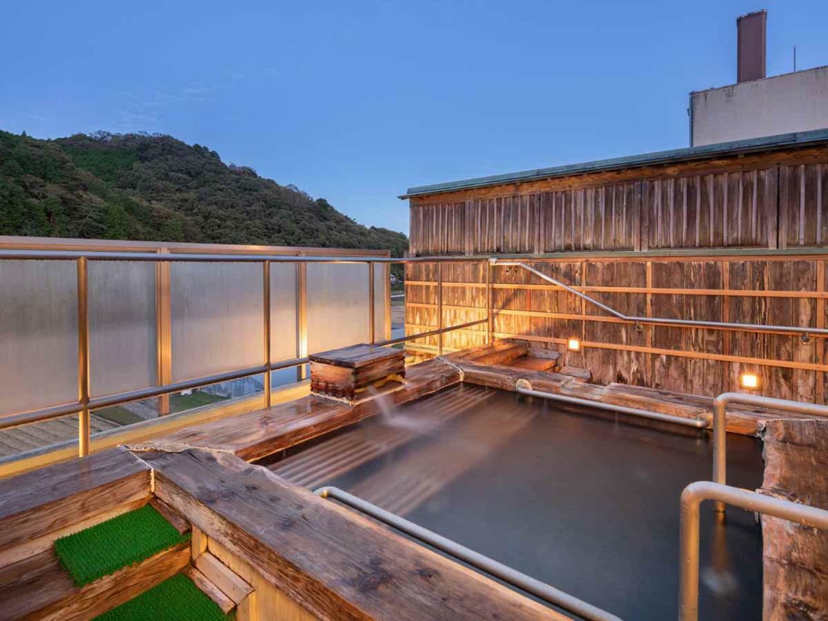 Yumoto Sakakibarakan Tsu Exterior photo